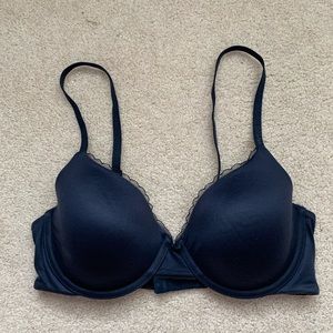 Calvin Klein Navy Blue Bra With Lace Trip Size 32C